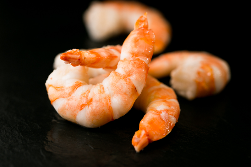 cooked and peeled tropical shrimp